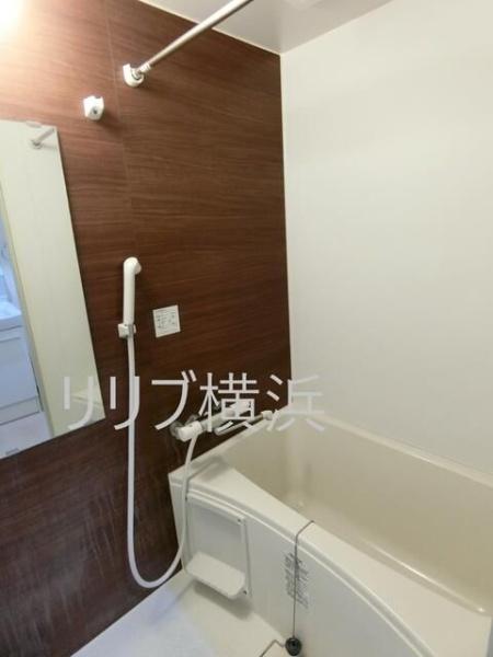 横浜市鶴見区生麦３丁目のアパート