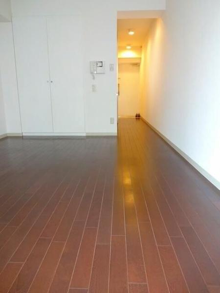 川崎市高津区久本３丁目のマンション