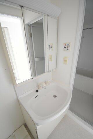 横浜市港北区日吉本町３丁目のマンション