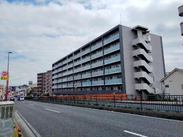 横浜市神奈川区七島町のマンション