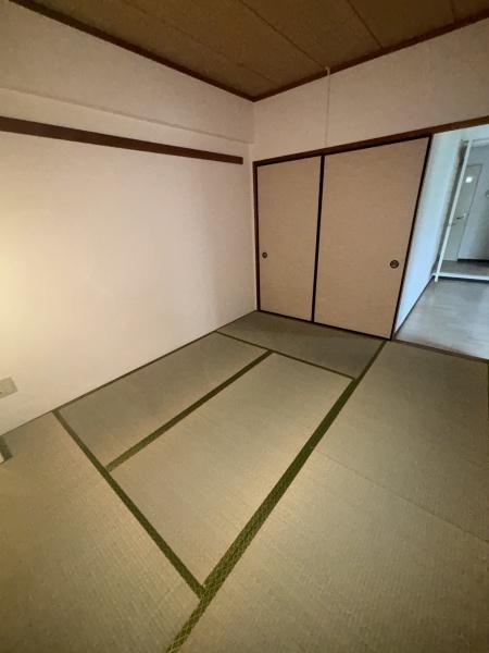横浜市神奈川区六角橋１丁目のマンション
