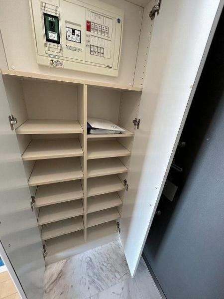 横浜市神奈川区子安通２丁目のマンション