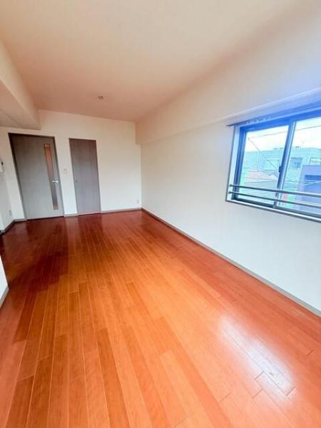 川崎市幸区小倉４丁目のマンション