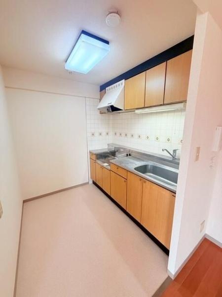 川崎市幸区小倉４丁目のマンション