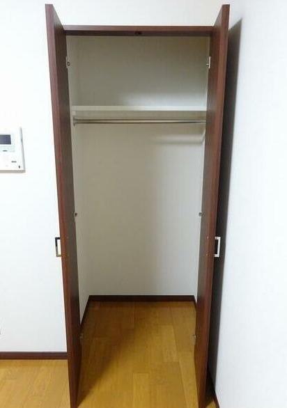 川崎市中原区下小田中４丁目のマンション