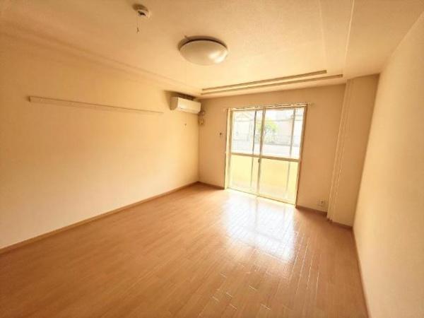 川崎市高津区梶ケ谷４丁目のマンション