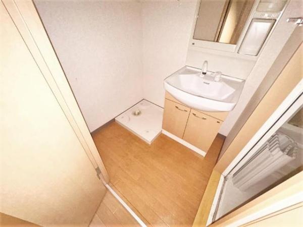 川崎市高津区梶ケ谷４丁目のマンション