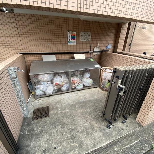 川崎市高津区下作延３丁目のマンション