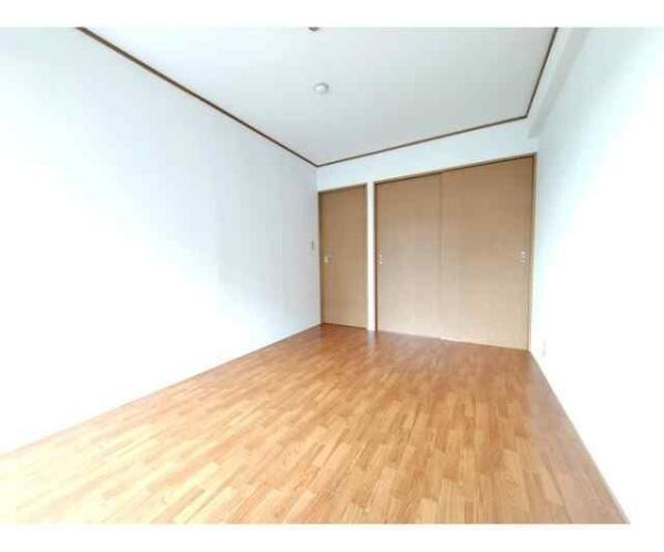 川崎市中原区上小田中２丁目のマンション