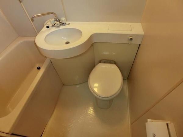 川崎市中原区宮内４丁目のマンション