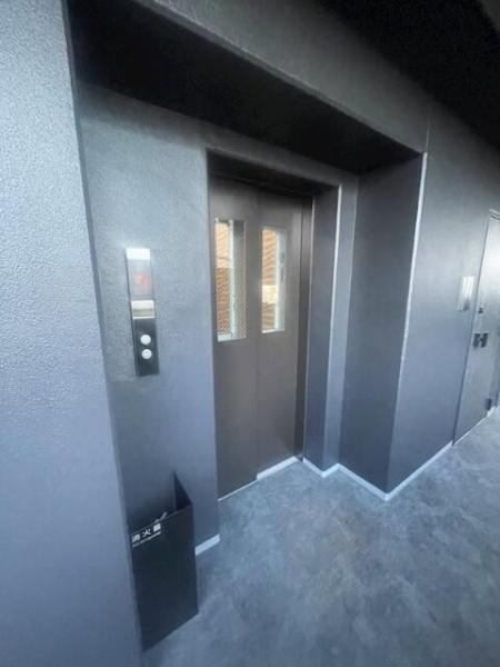 川崎市幸区中幸町１丁目のマンション
