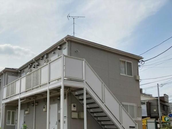 横浜市神奈川区西神奈川３丁目のアパート