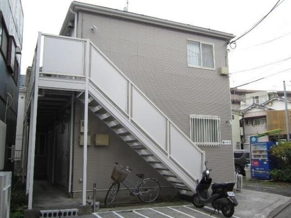 横浜市神奈川区西神奈川３丁目のアパート