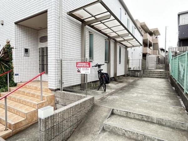 川崎市高津区下作延２丁目のアパート