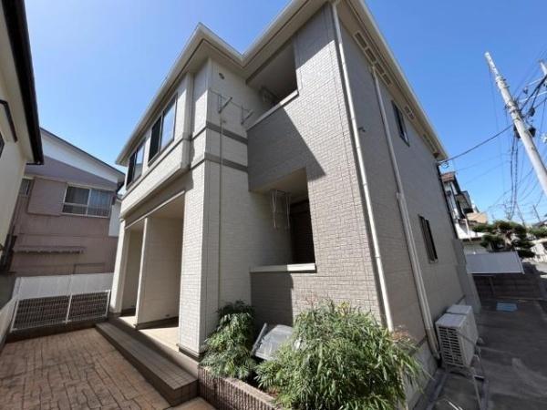 川崎市中原区上小田中５丁目のアパート