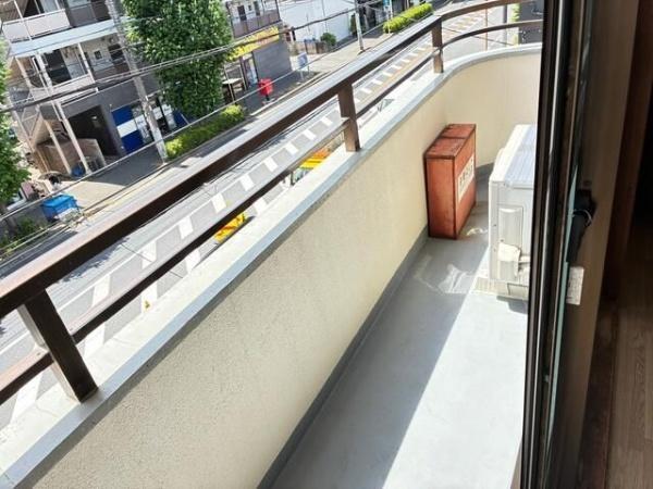 川崎市多摩区菅北浦１丁目のマンション