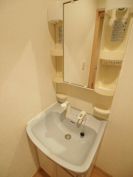 横浜市港北区篠原西町のアパート