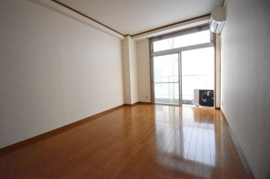 川崎市中原区小杉町３丁目のマンション