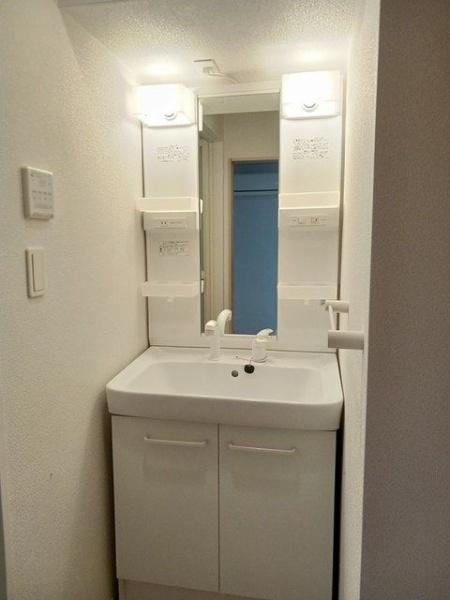 川崎市高津区北見方２丁目のアパート