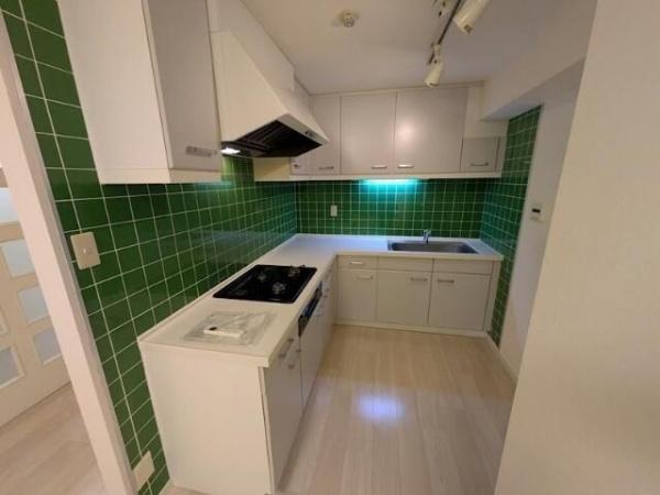 目黒区上目黒３丁目のマンション