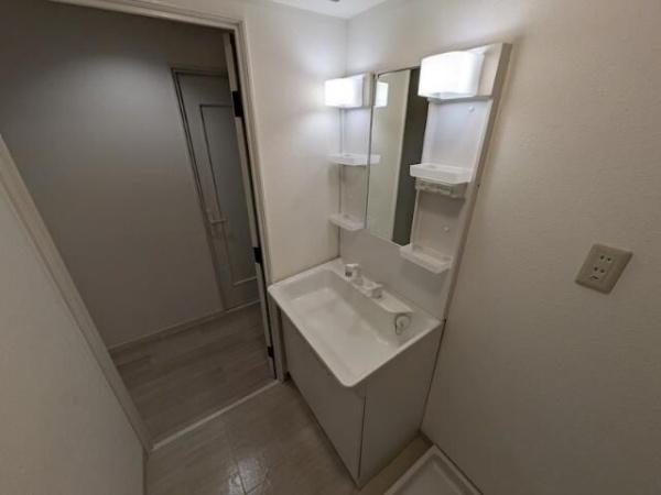 目黒区上目黒３丁目のマンション