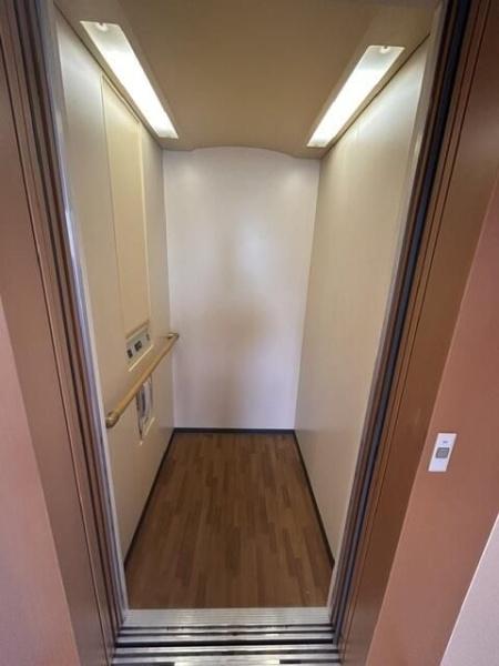 川崎市中原区下小田中４丁目のマンション
