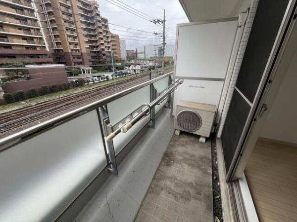 川崎市高津区久本３丁目のマンション