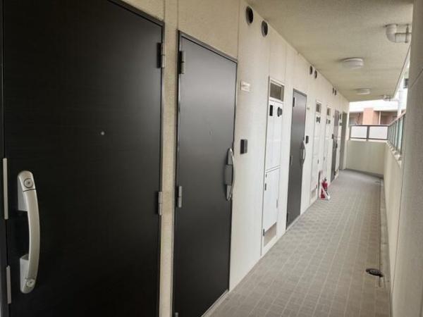 川崎市高津区久本３丁目のマンション