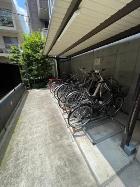 川崎市高津区二子４丁目のマンション