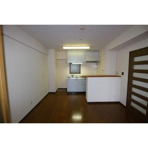 川崎市高津区末長１丁目のマンション