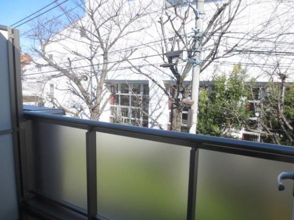 目黒区上目黒３丁目のアパート