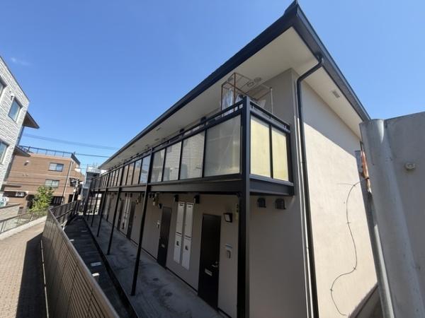 川崎市高津区新作１丁目のアパート