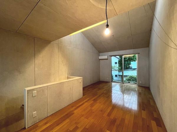 川崎市中原区上小田中６丁目のタウンハウス