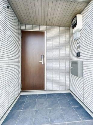 川崎市高津区久末のアパート