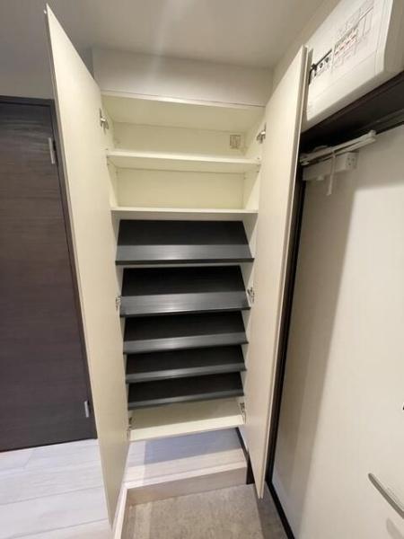 大田区西糀谷３丁目のアパート