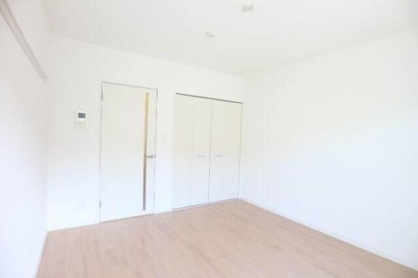 川崎市幸区南幸町３丁目のマンション