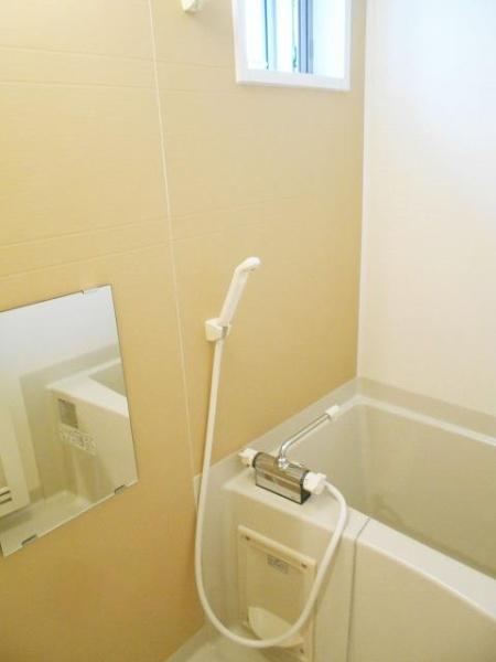 横浜市神奈川区子安通３丁目のマンション