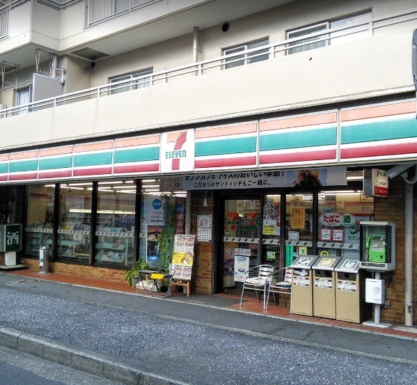 横浜市港北区綱島台のアパート(セブンイレブン綱島西店)