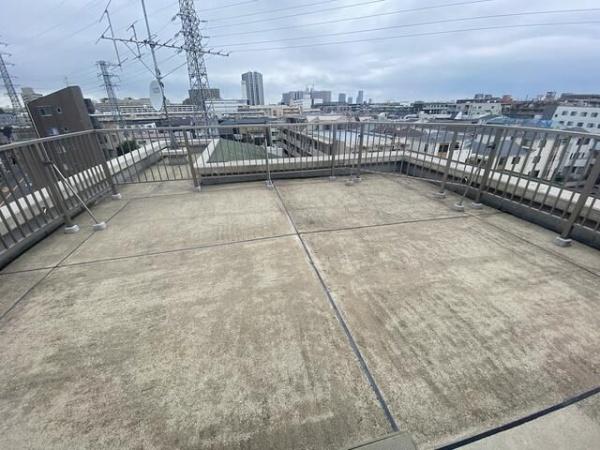川崎市高津区新作４丁目のマンション