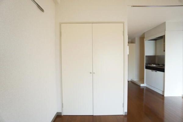 川崎市高津区久地４丁目のマンション