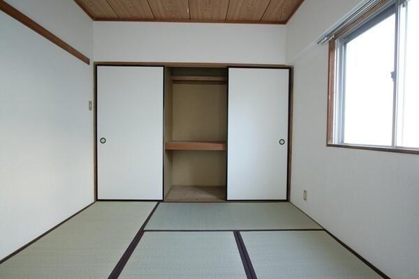 川崎市高津区末長１丁目のマンション