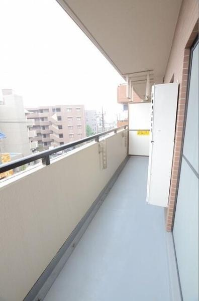 川崎市中原区下小田中３丁目のマンション