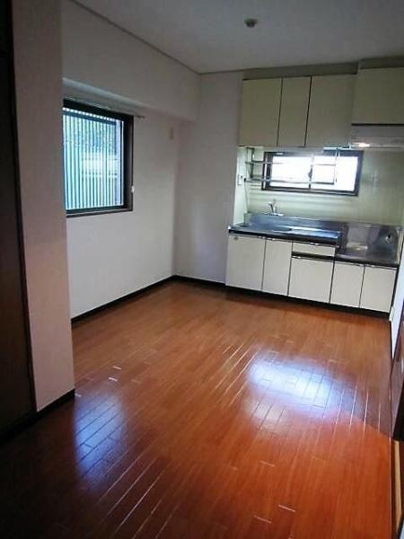 川崎市中原区下小田中１丁目のマンション