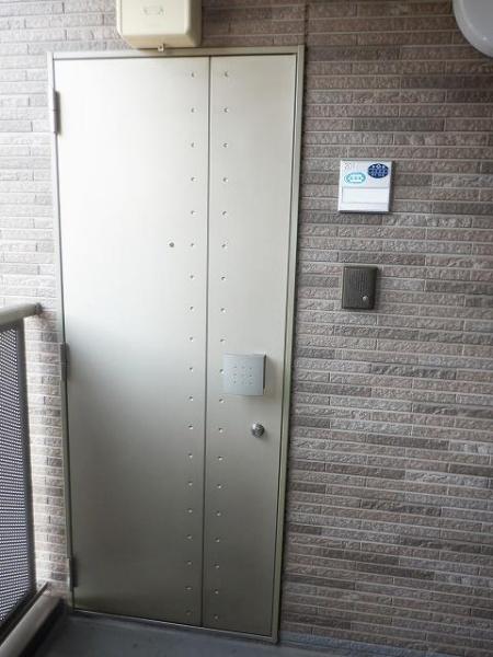 横浜市鶴見区仲通２丁目のアパート