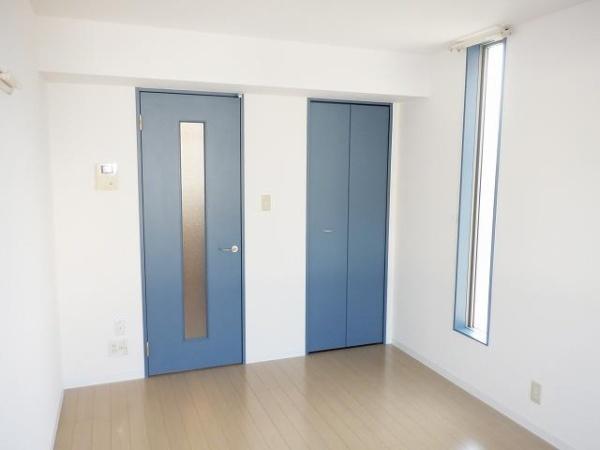 横浜市鶴見区仲通２丁目のアパート