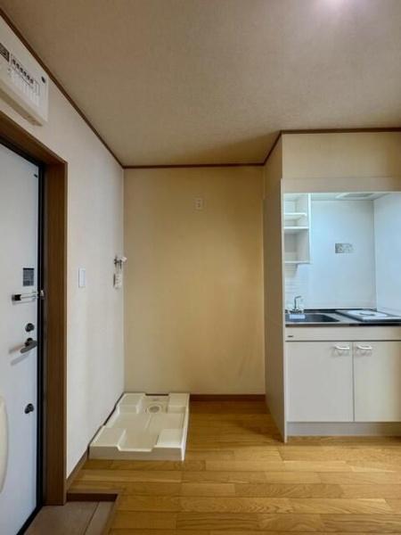 川崎市幸区小向仲野町のアパート