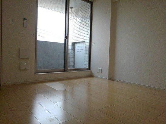 横浜市鶴見区生麦４丁目のマンション