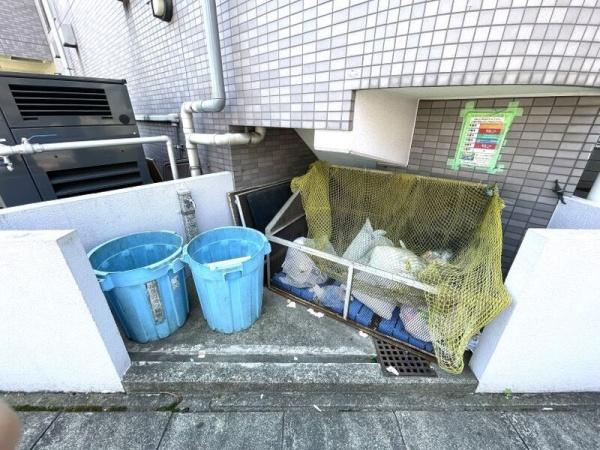 川崎市高津区久地４丁目のマンション