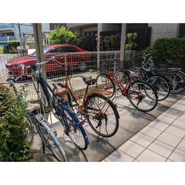 川崎市高津区諏訪３丁目のハイツ