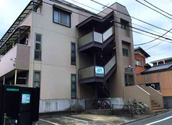 川崎市高津区梶ケ谷３丁目のマンション